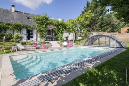 Monteaux Casa | Au Coeur du Bien-Etre, gîte avec piscine chauffée et couverte, SPA, sauna, massages