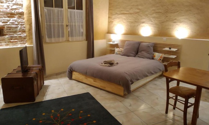 Montastruc-la-Conseillere Cama Y Desayuno | Au coeur de Montastruc-la-Conseillère - Chambres d'hôtes