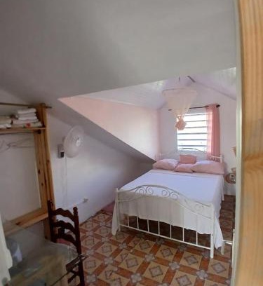 Grand-Bourg Casa | Au D LOCATION