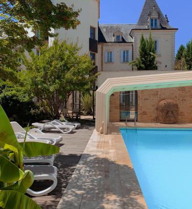 Sarlat-la-Caneda Hotel | Au Grand Hôtel de Sarlat - Pavillon de SELVES