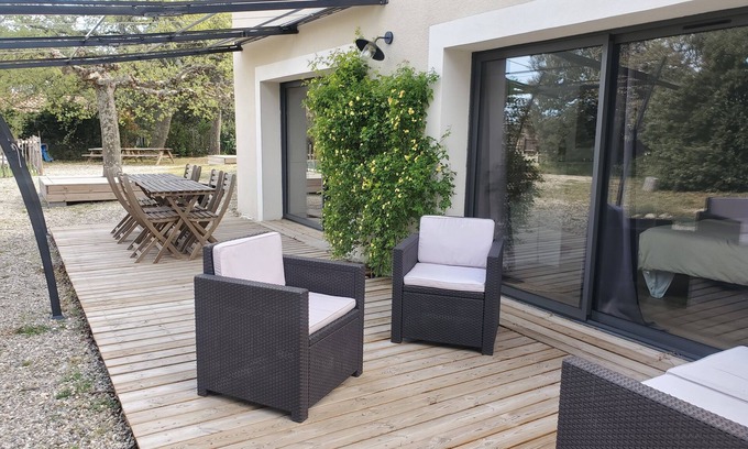 Montsegur-sur-Lauzon Casa | Vrbo Property