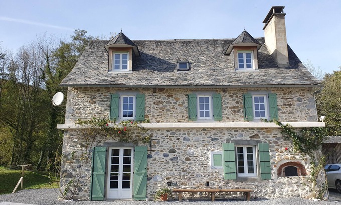 Issor Casa | Au nid de Caroline