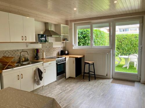 Issoire Apartamento | Au parfait, T2 Rdc, frais, jardin, calme, parking, idéalement placé