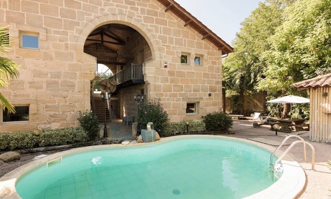 Lacapelle-Marival Casa | "Au Petit Grammont" Gîte de Charme Lison, Piscine et Jacuzzi au Cœur du Lot!