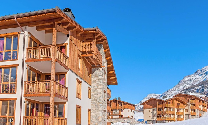 Lanslevillard Condominio | Au pied des pistes | Vue imprenable + piscine