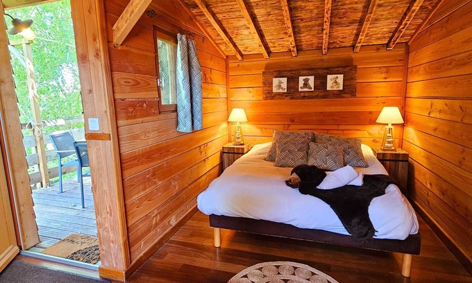 Essuiles Casa | Au Refuge des 3 Ours