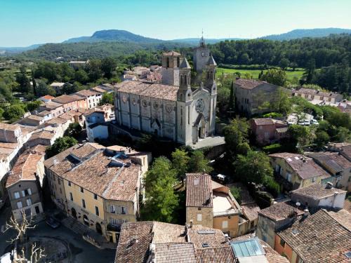 Rians Apartamento | Auberge de la Fontaine