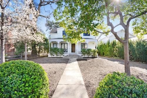 Sonoma Casa | Auberge Sonoma Penthouse - Includes Wine Tasting Passport