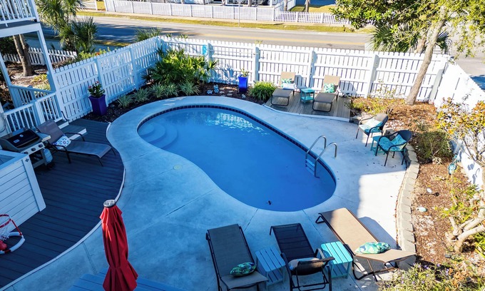 Clipper Cove Casa | PrivatePool*Close2Beach*BeachSvc+XtraGear*FirePit