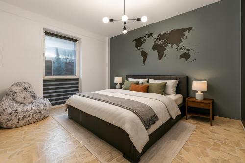 Cluj County Apartamento | August Getaway Spacious 2-Bedroom Sleeps 5 Free Parking