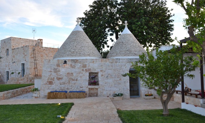 Polignano a Mare Cama Y Desayuno | Augusta Trulli Resort