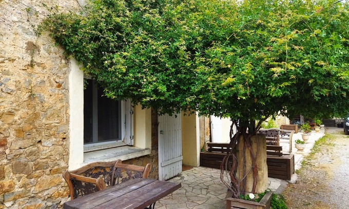 Le Somail Casa | Aur blan