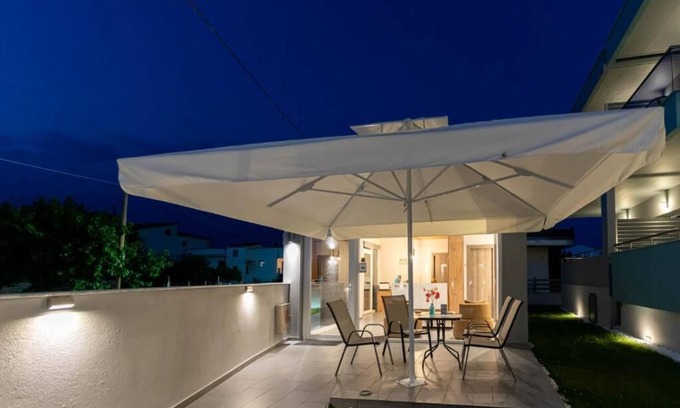 Keramoti Casa | Aura Apartments