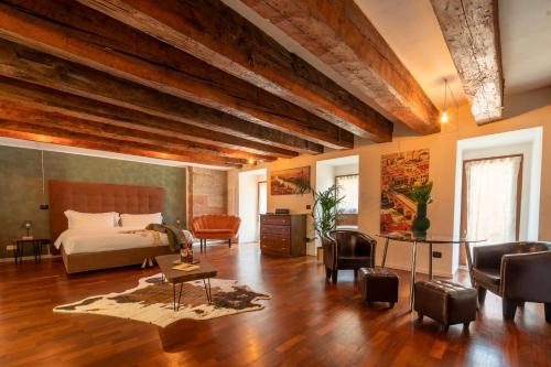 Citta Antica Casa | Aurelia Luxury - Piazza delle Erbe