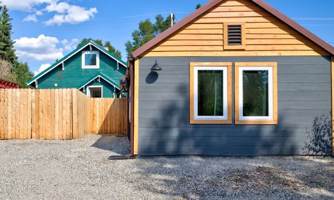 Fairbanks Cabina | Aurora Alaskan Getaway *Walk to Downtown*