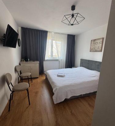 Galati Apartamento | Aurora&Aziz Home