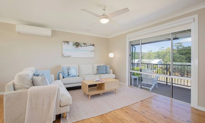 Caves Beach Casa | Aurora Grove A Familly Retreat at Caves Beach