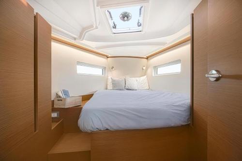 Karpenisi Alquiler De Eote | Aurora Sailing Getaway 2 or more Day Cruises in the Greek Islands