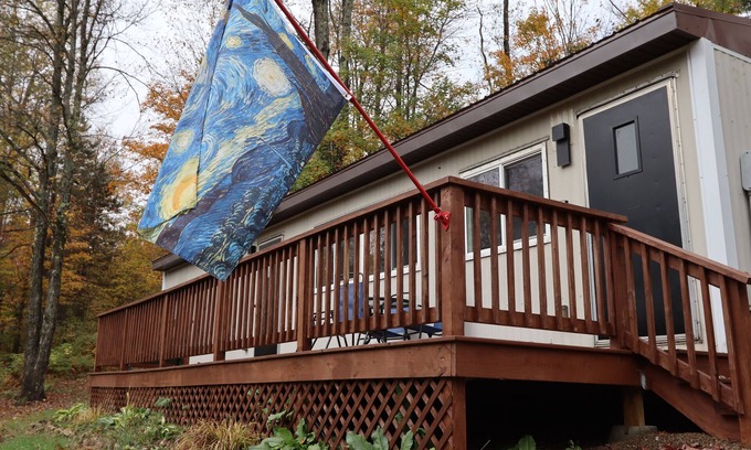 Coudersport Cabina | Aurora - Secluded Stargazing Hideaway Hot Tub!!