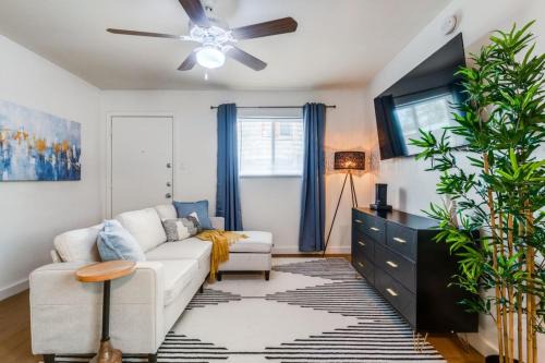 North University Apartamento | Austin Central 10 Min to Downtown