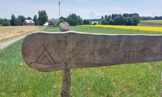 Durrhennersdorf Otro | Autark-Camp Gleis A.