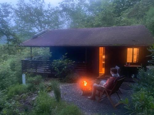 Dausenau Chalet De Esquí | Autarke, idyll. Hütte mit Kamin+Aussicht