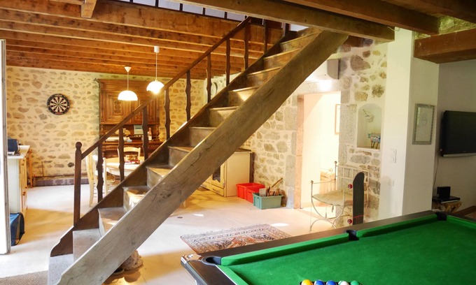 Saint-Nicolas-des-Biefs Casa | Auténtica casa de vacaciones en un entorno natural en absoluta calma