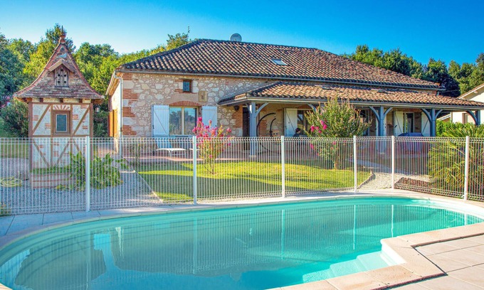 Castelsagrat Casa | Alojamiento de 4 habitaciones en Castelsagrat