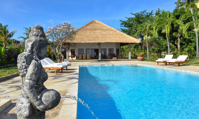 Banjartegehe Villa | Villa Duyung 3BR Villa frente al mar