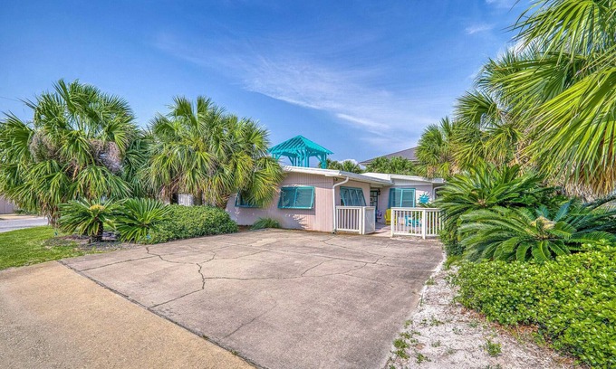 Villa Primera Casa | Auténtico, Florida Cottage a pocos pasos de todo