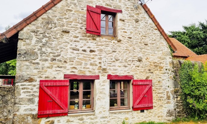 Antully Casa | Authentic Gîte in the Bourgogne Omaël