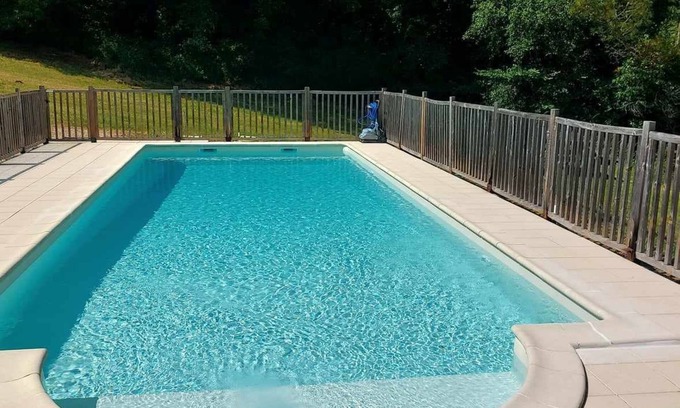 Proissans Cabaña | Authentic little Périgord house with saltwater swimming pool on the outskirts of SARLAT