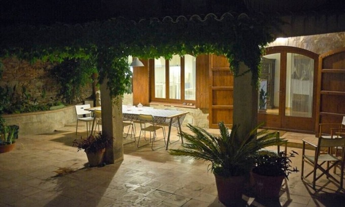 Vilamacolum Casa | Casa Rural Autentica del Empordà. Can Bordas.