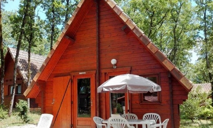Saint-Cirq-Lapopie Chalet De Esquí | AUTHENTIC WOODEN CHALET IN DUPLEX