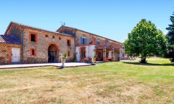 Montredon-Labessonnie Casa | Authentique maison campagne