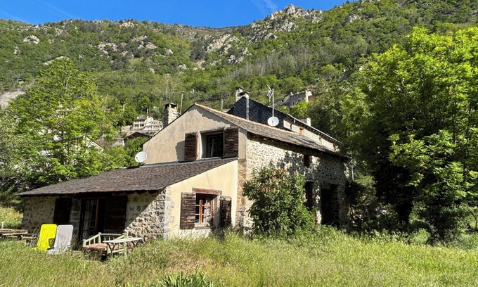 Fontpedrouse Casa | Authentique Moulin en Bord de Rivière