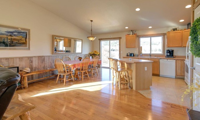 Raymond Apartamento | Autumn Acres on Coast where Adventure Awaits