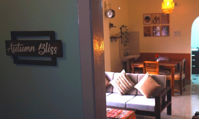 Sualkuchi Apartamento | Autumn Bliss: Cozy 2-Bedroom Apartment in Guwahati with WiFi & AC Comforts