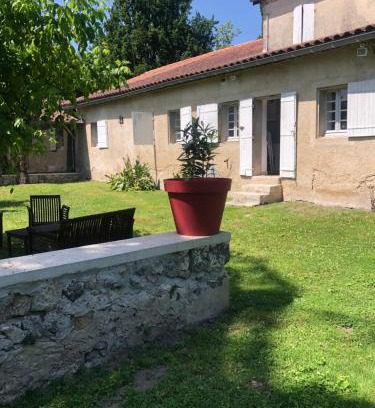Gueyze Casa | Aux Chênes Centenaires