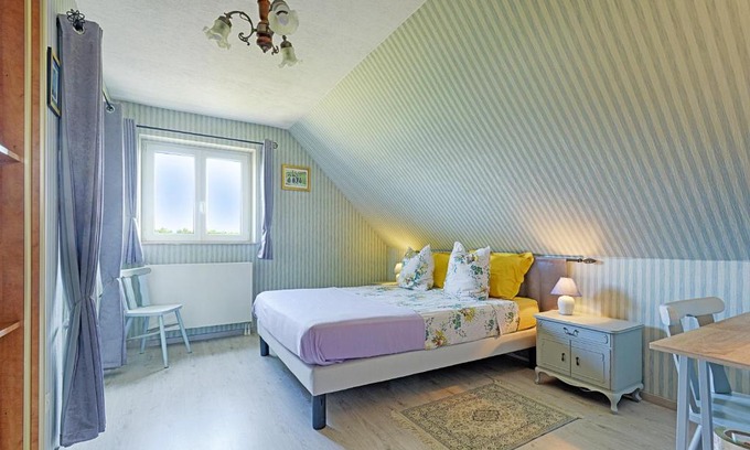 Ingersheim Cama Y Desayuno | aux pieds des vignes chambre classée 2clefs