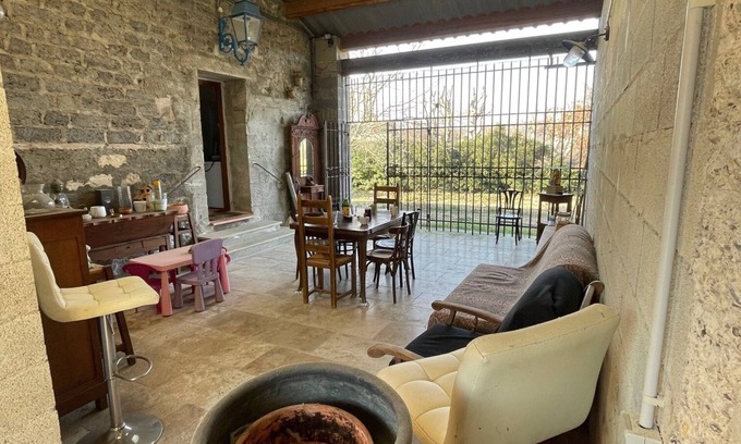 Montfuron Casa | AUX Portes DU Luberon, Grande Bergerie Restauree