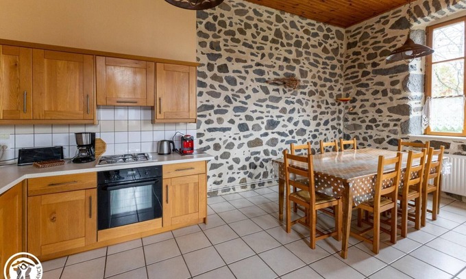 Saint-Alyre-es-Montagne Casa | Auzolles - Saint-alyre-es-montagne
