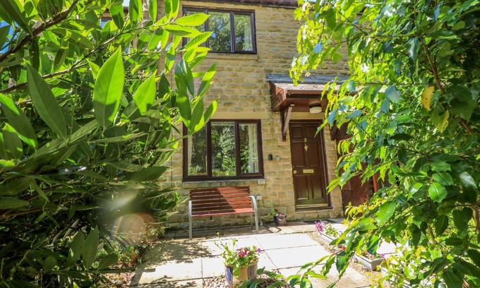 Wadsworth Casa | Avaelie House