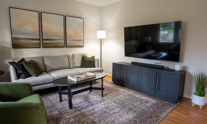 Northeast Raleigh Casa | Available as 30 day minimum or short term. Has office, deck, and big back yard.
