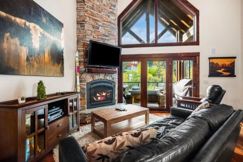 Sandpoint Casa | Avalanche #1