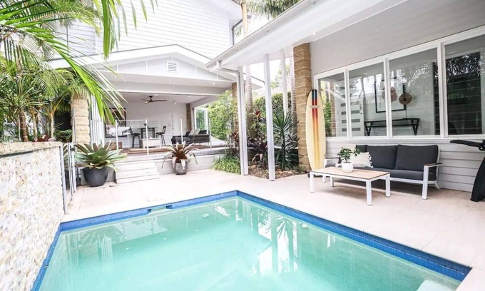 Avalon Beach Casa | Avalon Beach Coastal Sanctuary with Pool & Indoor Fireplace