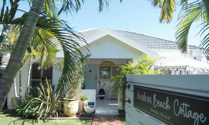 Avalon Beach Cabaña | Avalon Beach Cottage, private, 150m to the beach.