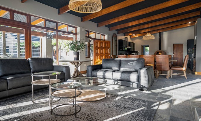 Stellenbosch Casa | Avemore Manor House -Exquisite winelands home with Breathtaking Views