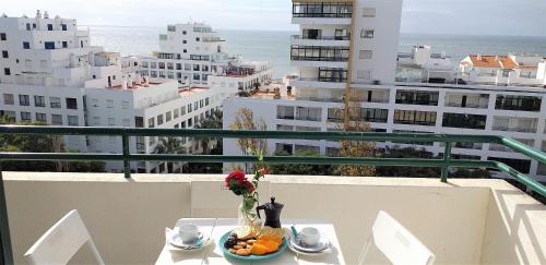 Cavacos Apartamento | Avenida Mar- Vista Mar, Wifi, 150mt Praia