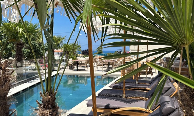 Ksamil Hotel | Avenue Hotel